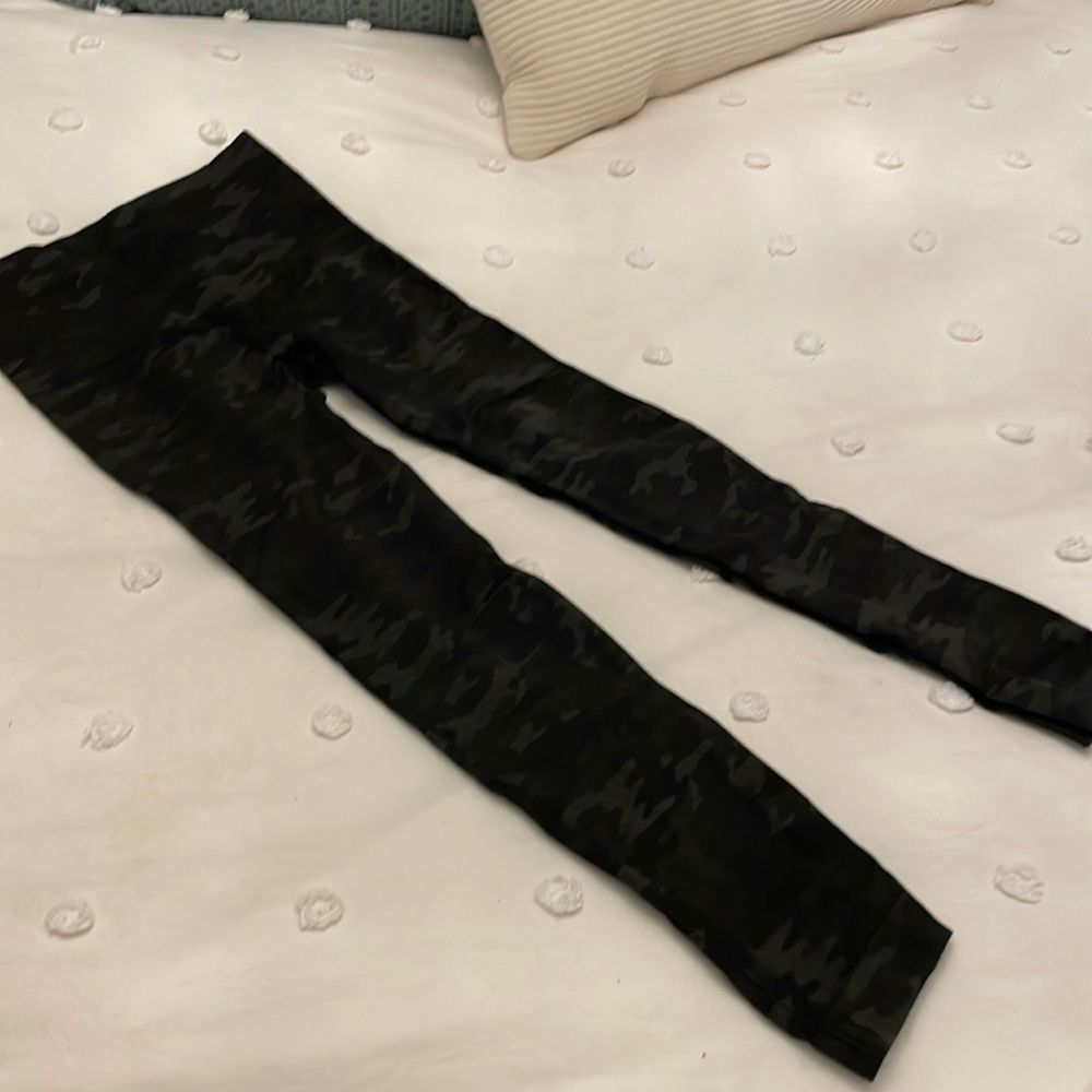 Green cameo spanx